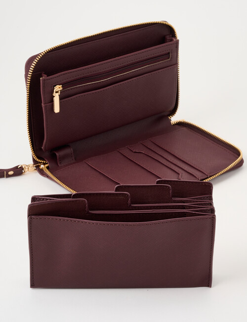 Boston + Bailey Travel Wallet, Burgundy product photo View 05 L