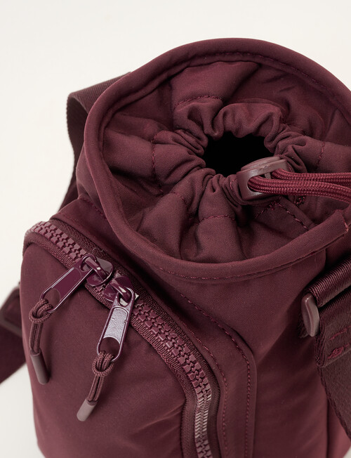 Zest Water Bottle Bag, Burgundy product photo View 05 L