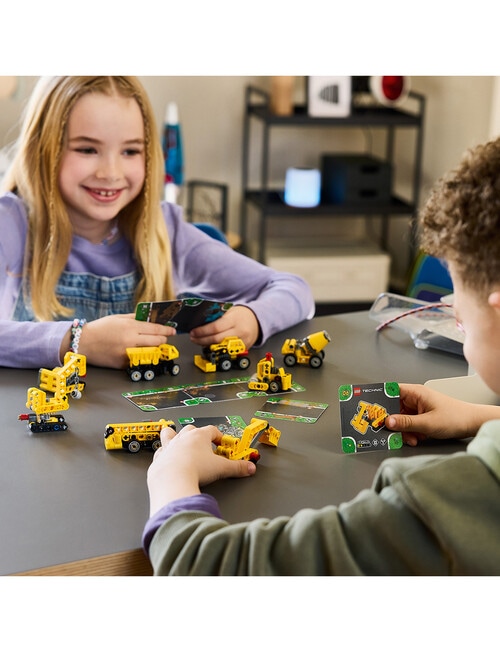 LEGO Technic Mighty Machines, 42233, Assorted product photo View 03 L