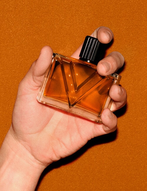 Valentino Vendetta Uomo Eau De Parfum product photo View 04 L