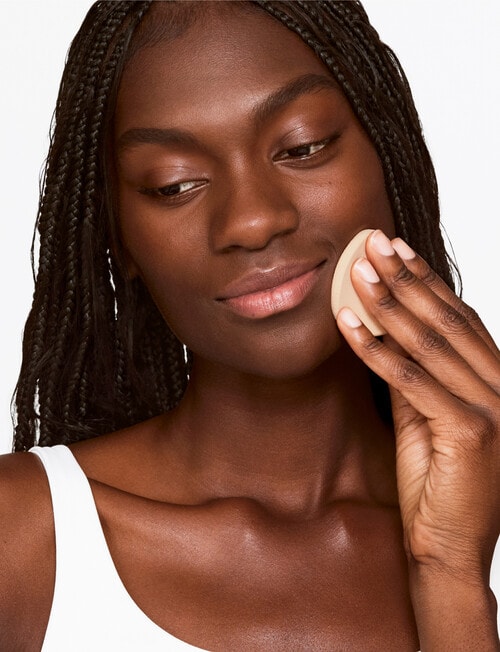 Clinique Stay Matte Pressed Powder product photo View 04 L