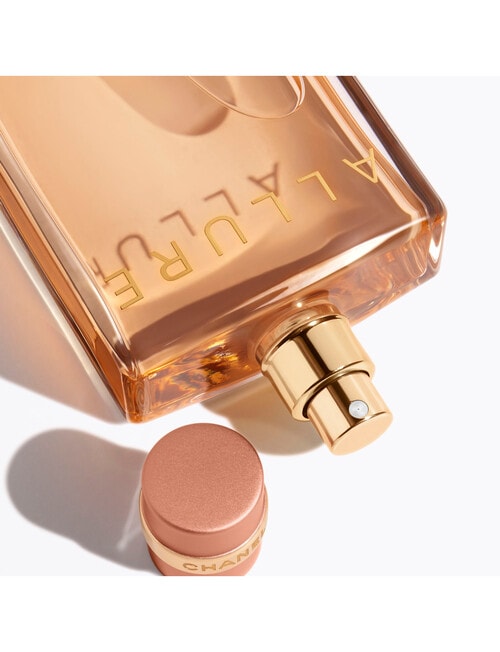 CHANEL ALLURE Eau de Parfum Spray product photo View 02 L
