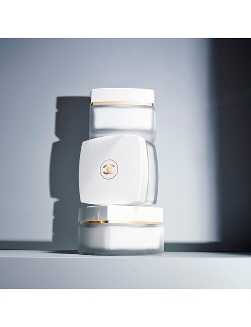 CHANEL COCO MADEMOISELLE Fresh Body Cream 150g product photo View 04 L