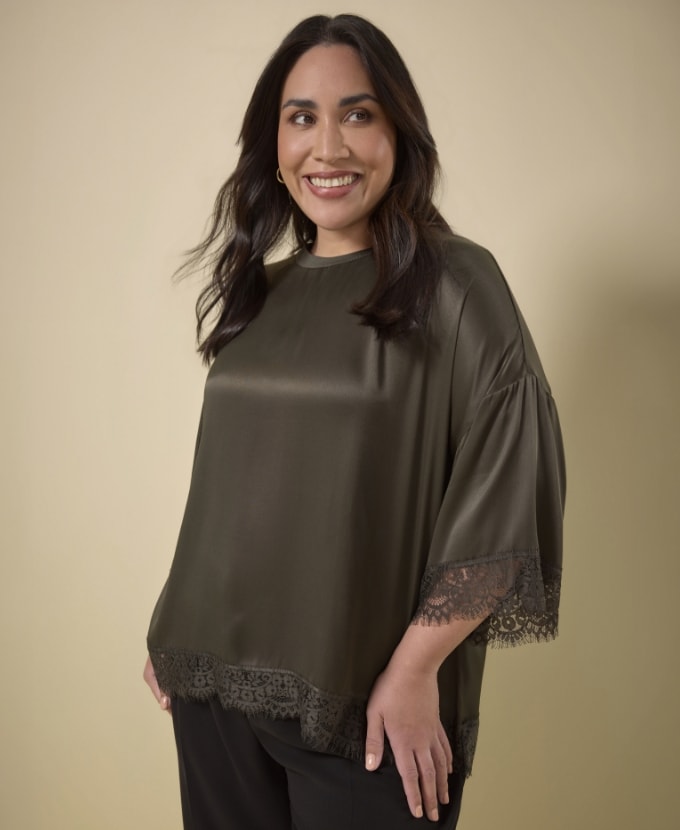 Studio Curve Tops