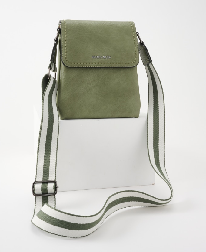 Pronta Moda Handbags at Farmers