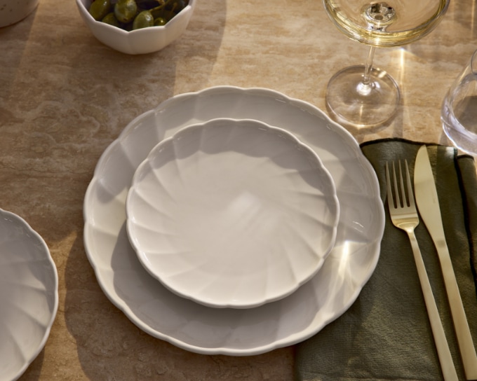 Dinnerware