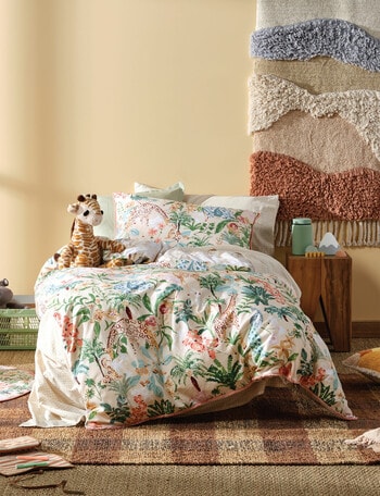 Hiccups Gentle Giants Duvet Cover Set product photo